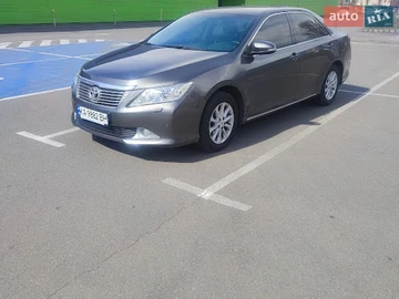 Авто Toyota Camry 2012 № 8676000