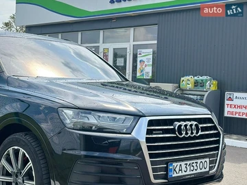Авто Audi Q7 2016 № 8676081