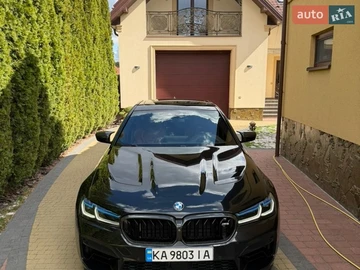 Авто BMW M5 2018 № 8676240