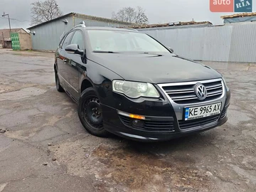 Авто Volkswagen Passat 2009 № 8676369