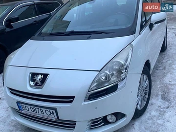 Авто Peugeot 5008 2010 № 8676506