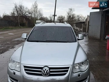 Авто Volkswagen Touareg 2010 № 8676519