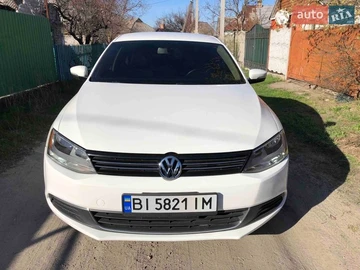 Авто Volkswagen Jetta 2013 № 8676539