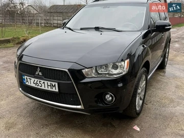 Авто Mitsubishi Outlander Xl 2010 № 8676546