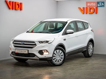 Авто Ford Kuga 2018 № 8676628