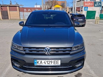 Авто Volkswagen Tiguan 2017 № 8676700