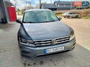 Авто Volkswagen Tiguan 2018 № 8677172