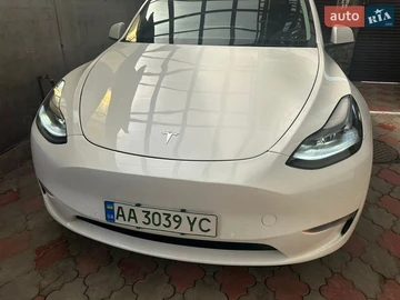 Авто Tesla Model Y 2021 № 8677218