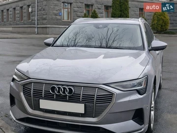 Авто Audi E-Tron 2020 № 8677268