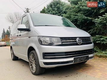 Авто Volkswagen Multivan 2016 № 8677281