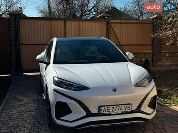 Авто  N7 2023 № 8677290