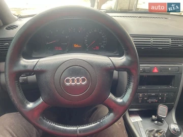 Авто Audi A4 2000 № 8677366