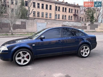 Авто Volkswagen Passat 2002 № 8677422