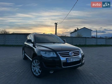 Авто Volkswagen Touareg 2007 № 8677544