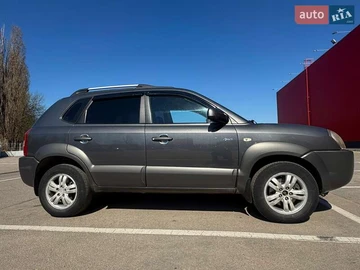 Авто Hyundai Tucson 2008 № 8677548