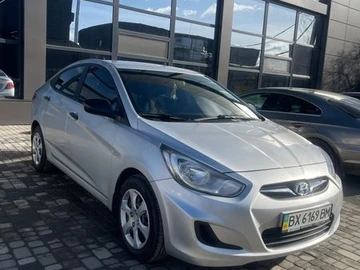 Авто Hyundai Accent 2013 № 8677561