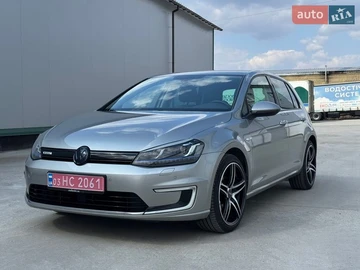 Авто Volkswagen E-Golf 2016 № 8677566