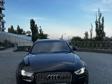 Авто Audi A4 Allroad 2015 № 8677595
