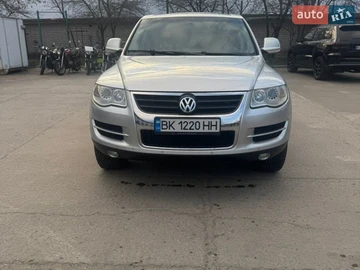 Авто Volkswagen Touareg 2008 № 8677601