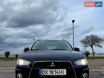 Авто Mitsubishi Outlander 2012 № 8677625