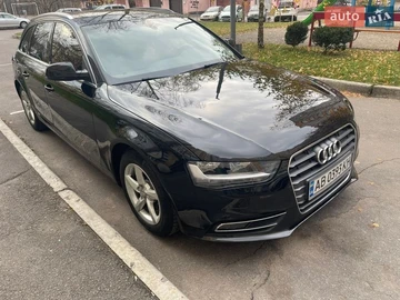 Авто Audi A4 2012 № 8677641