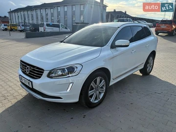 Авто Volvo Xc60 2017 № 8677805