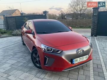 Авто Hyundai Ioniq 2017 № 8677841