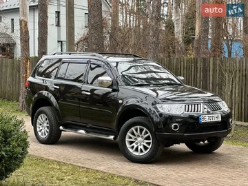 Авто Mitsubishi Pajero Sport 2011 № 8678194