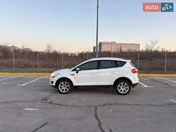 Авто Ford Kuga 2012 № 8678265