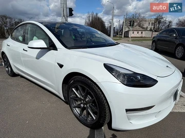 Авто Tesla Model 3 2021 № 8678291