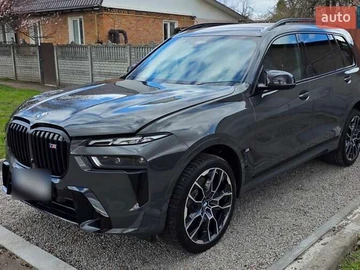 Авто BMW X7 2023 № 8678365