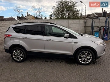 Авто Ford Escape 2013 № 8678434