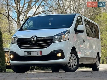 Авто Renault Trafic 2015 № 8678454