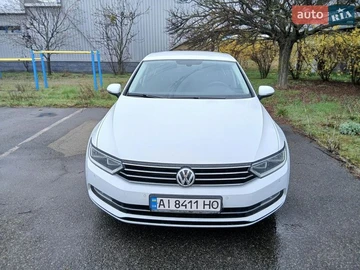 Авто Volkswagen Passat 2018 № 8678463