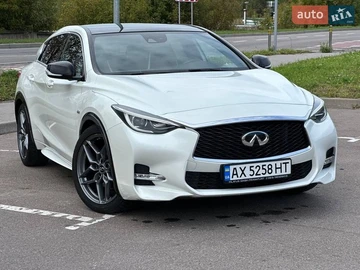 Авто Infiniti Q30 2016 № 8678507