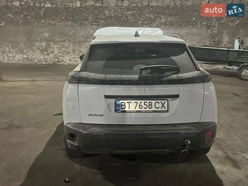 Авто Peugeot 2008 2023 № 8678549