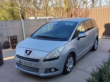 Авто Peugeot 5008 2011 № 8678552