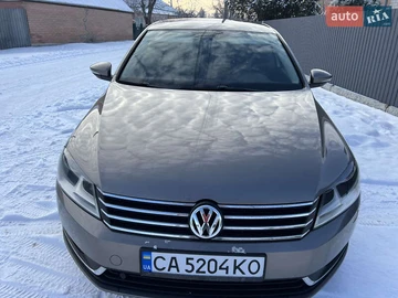 Авто Volkswagen Passat 2010 № 8678553