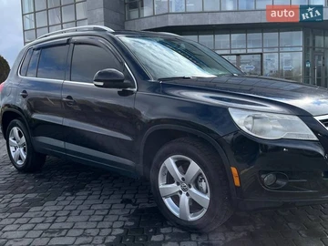 Авто Volkswagen Tiguan 2010 № 8678555