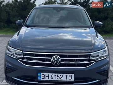 Авто Volkswagen Tiguan 2024 № 8678688