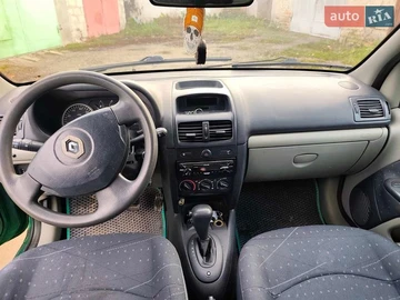 Авто Renault Clio 2002 № 8678709