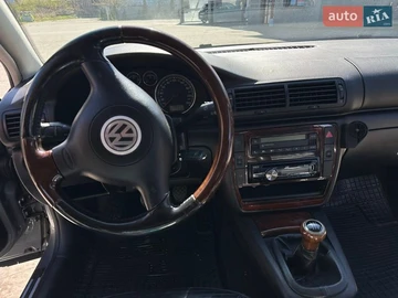 Авто Volkswagen Passat 2003 № 8678722