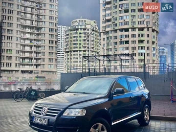 Авто Volkswagen Touareg 2005 № 8678725