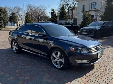 Авто Volkswagen Passat 2013 № 8679045