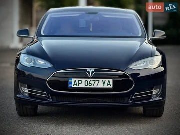 Авто Tesla Model S 2013 № 8679059