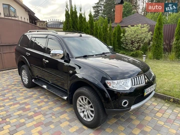 Авто Mitsubishi Pajero Sport 2013 № 8679070