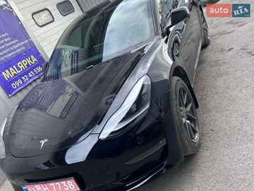 Авто Tesla Model 3 2021 № 8679082