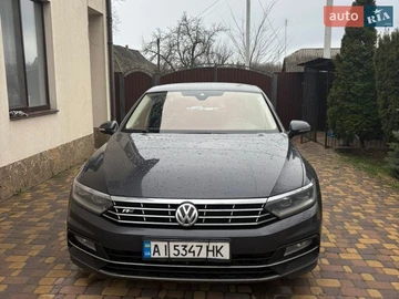 Авто Volkswagen Passat 2018 № 8679088
