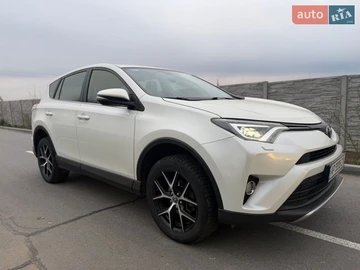 Авто Toyota Rav4 2017 № 8679095