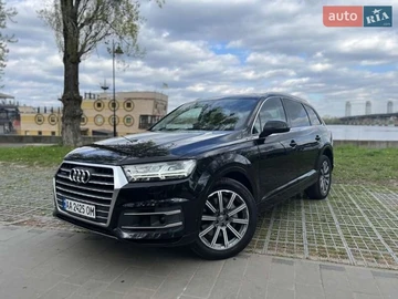 Авто Audi Q7 2018 № 8679100